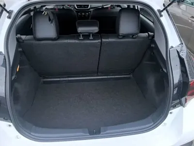 Toyota Yaris L