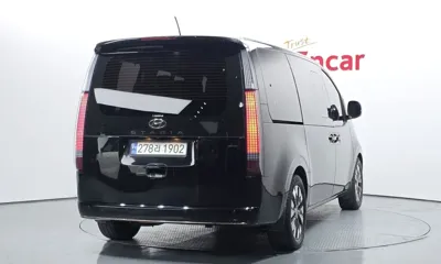 Hyundai Staria