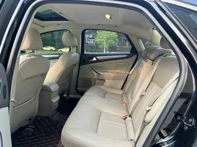Ford Mondeo Zhisheng