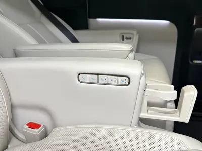 Li Auto Li MEGA