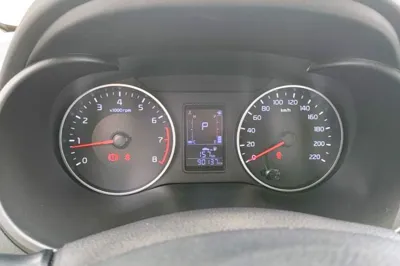 Kia Pegas