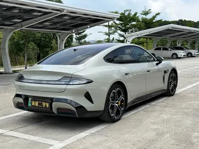 Xiaomi SU7
