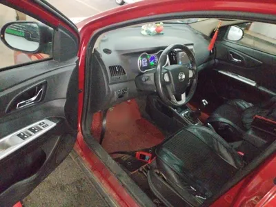 Dongfeng Aeolus AX3