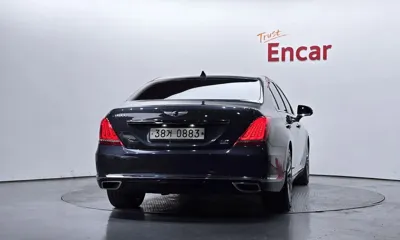 Genesis EQ900