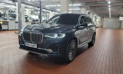 BMW X7