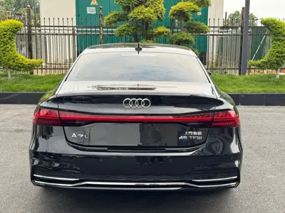 Audi A7L