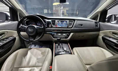 Kia Canival