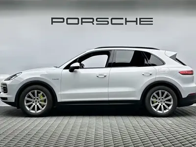 Porsche Cayenne Hybrid