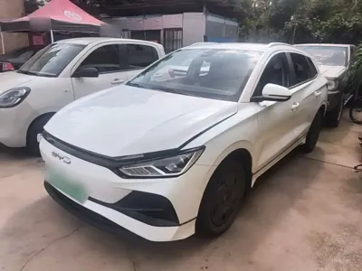 BYD e2