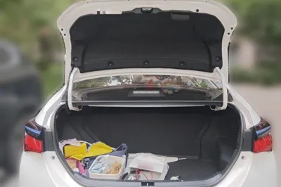 Toyota Corolla Hybrid E+