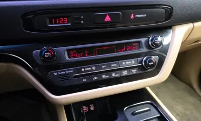 Kia Canival