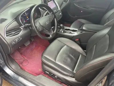 Chevrolet Malibu XL