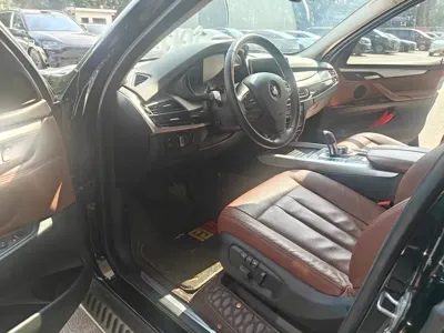 BMW X5 (Import)
