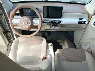 Wuling MINIEV