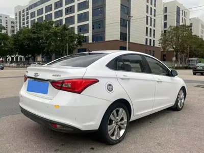 Chery Arrizo 5