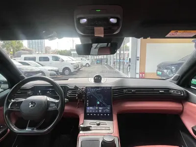 Nio EC6