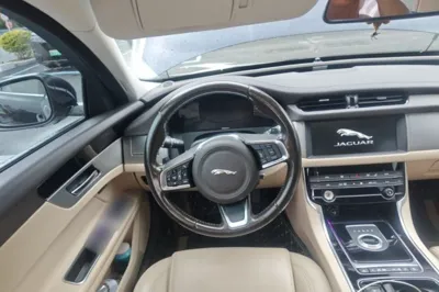 Jaguar XFL
