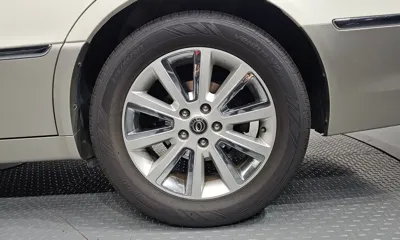 Kia Opirus