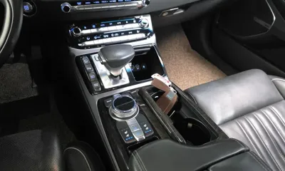 Genesis EQ900
