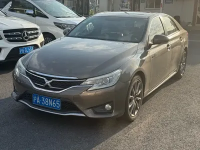Toyota Reiz
