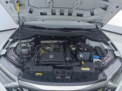 Jetta VS5