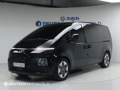 Hyundai Staria
