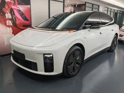 Li Auto 理想i6