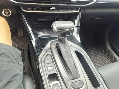 GAC Motor Trumpchi GS4