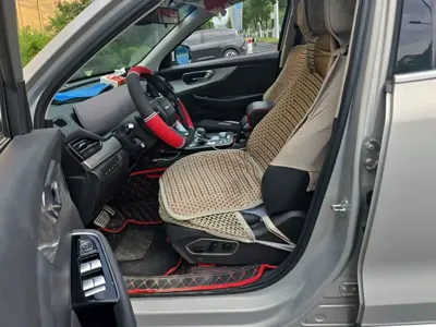 BAIC X7
