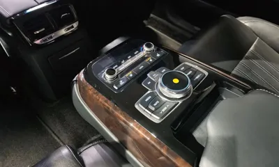 Genesis EQ900