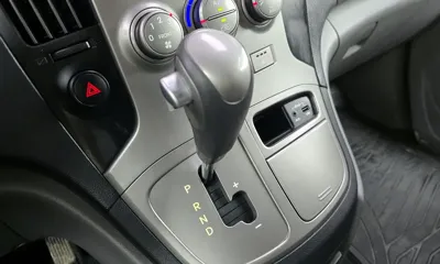 Hyundai Starex