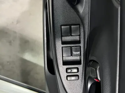 Toyota Yaris L