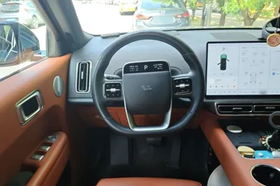 Li Auto L9