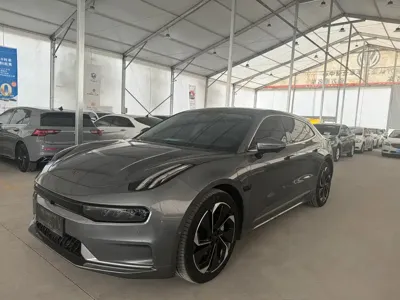 Zeekr 001