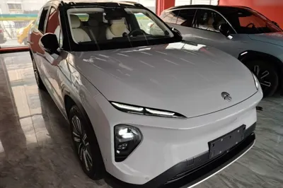 Nio ES7