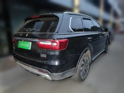 Hongqi HS7