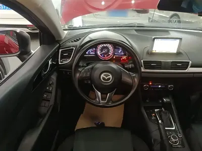 Mazda 3 Axela