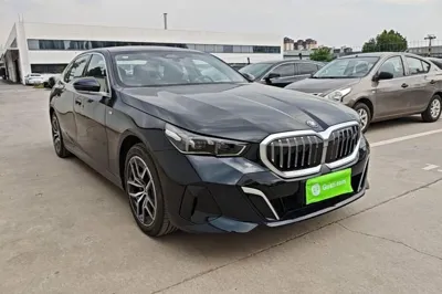 BMW i5