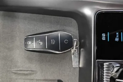 BYD Seal 07 DM-i