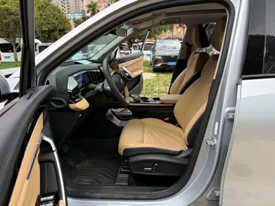 Geely Boyue L