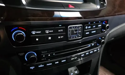 Hyundai Equus