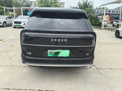 Zeekr 极氪9X