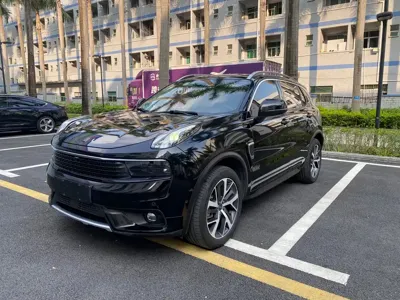 Lynk & Co 01 EM-P