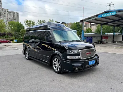 GMC Savana