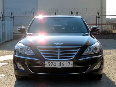 Hyundai Genesis