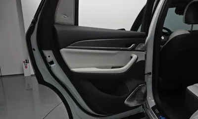 Renault-KoreaSamsung Grand Koleos