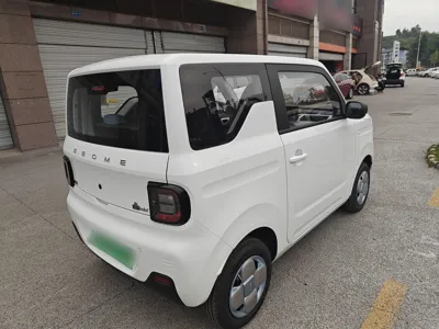 Geely Panda
