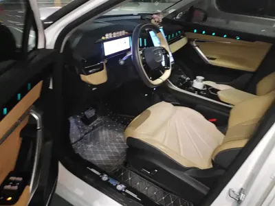 Geely Boyue L
