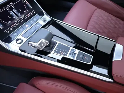 Audi A7L