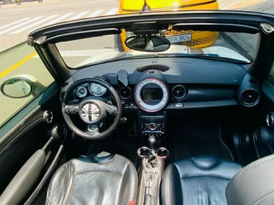 MINI Cooper Convertible